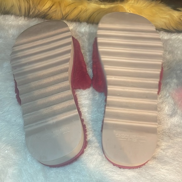 Kookaburra by Ugg slippers size 9 (100) - Picture 6 of 6